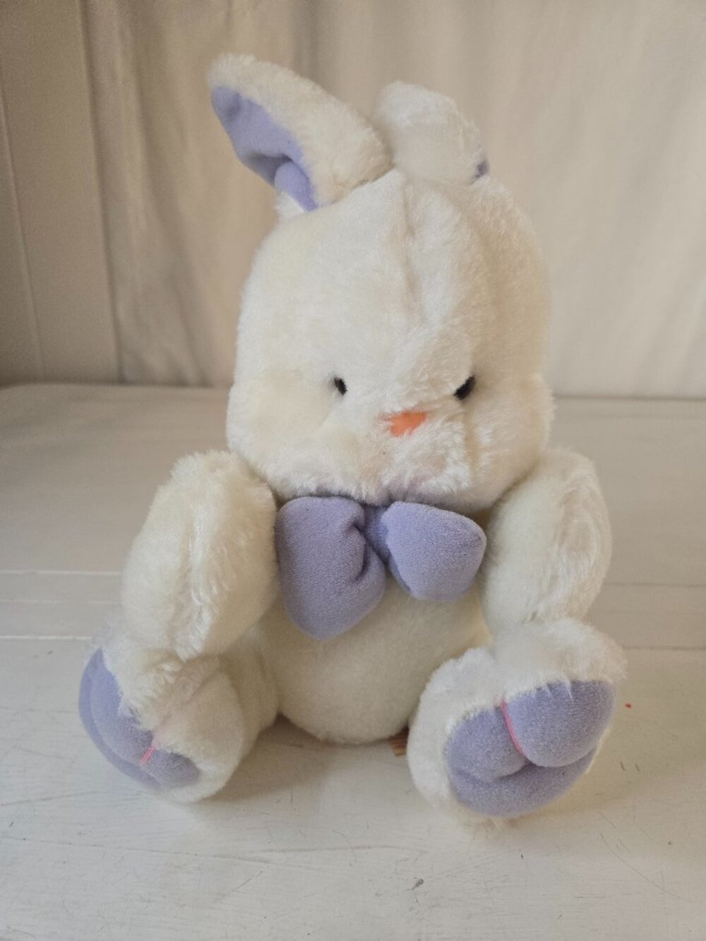 Animal Fair Vintage Plush Bunny Rabbit 9531A White Purple Button Eye 10" Sitting